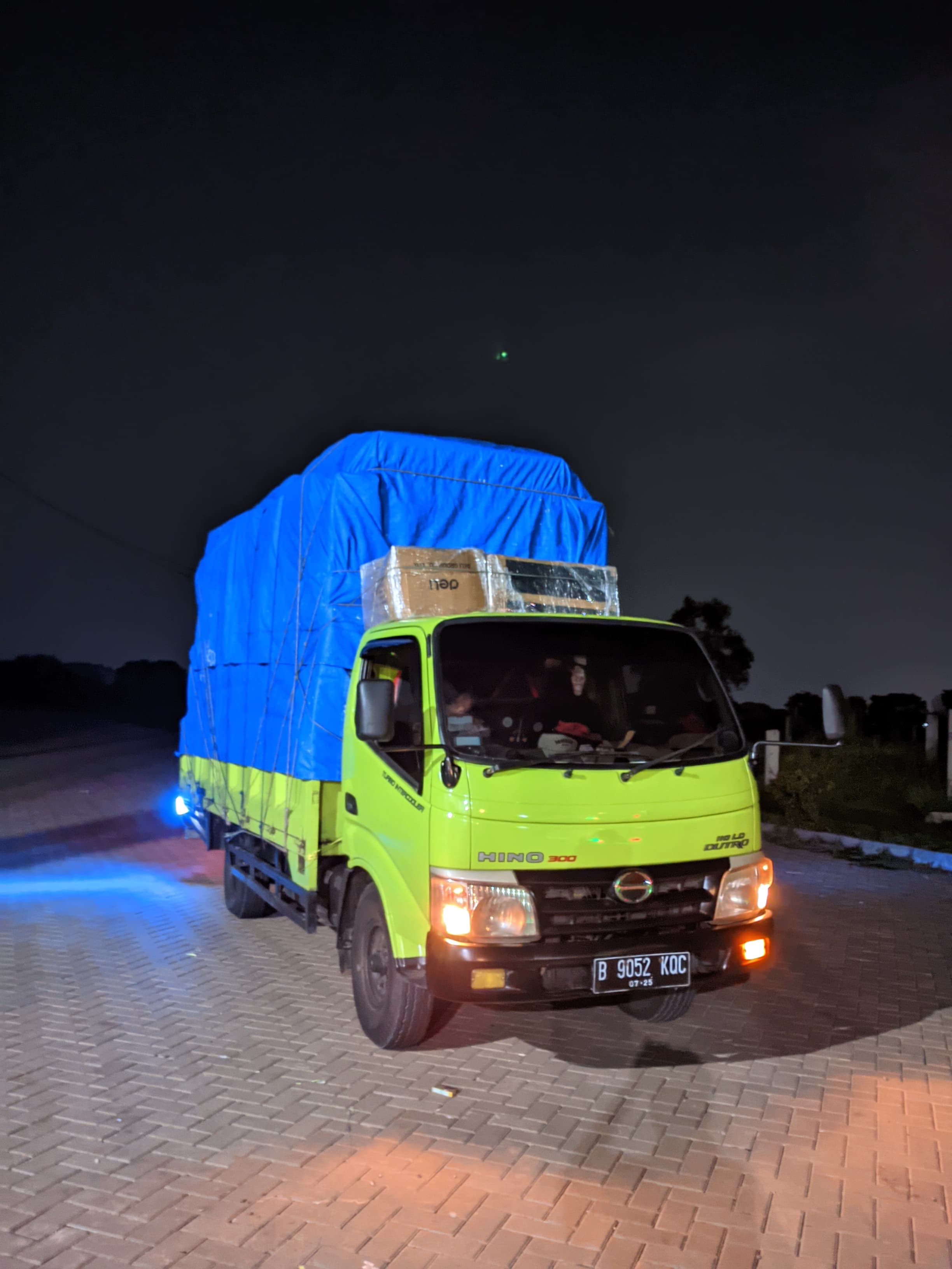 spesialis cargo ke seluruh sulawesi